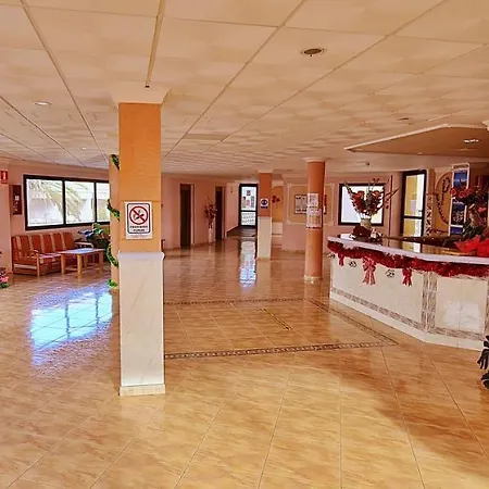 Apartamento Nice Apartment With Balcony Overlooking The Pool Costa del Silencio