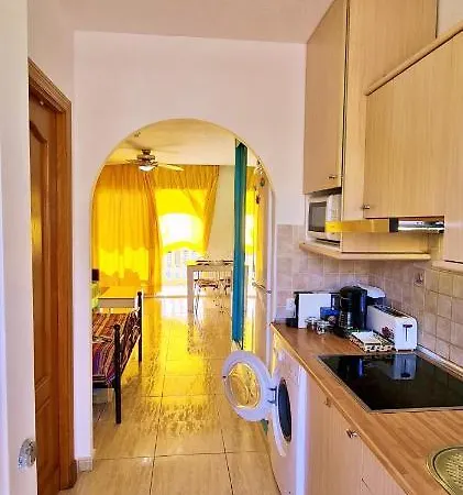 Apartamento Nice Apartment With Balcony Overlooking The Pool *